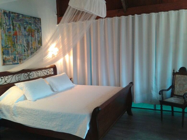 Hotel Bistr� E Guest House Isadora Duncan