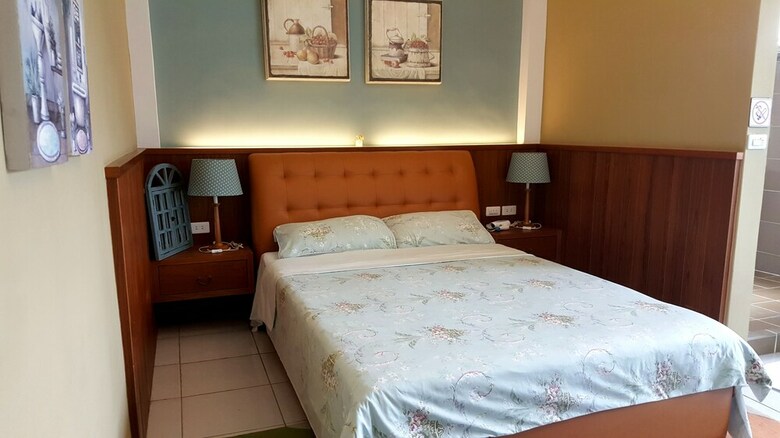 Bed & Breakfast Elysees House