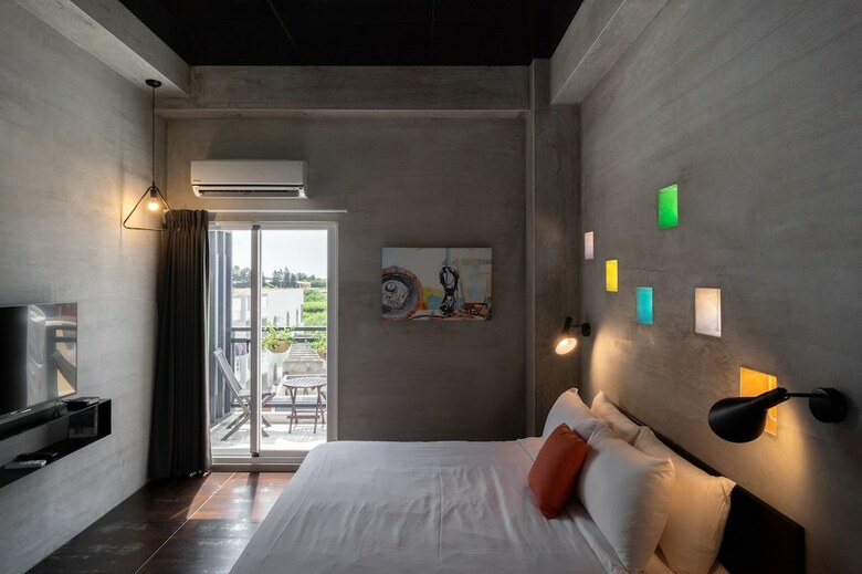 Color Reefs B&B
