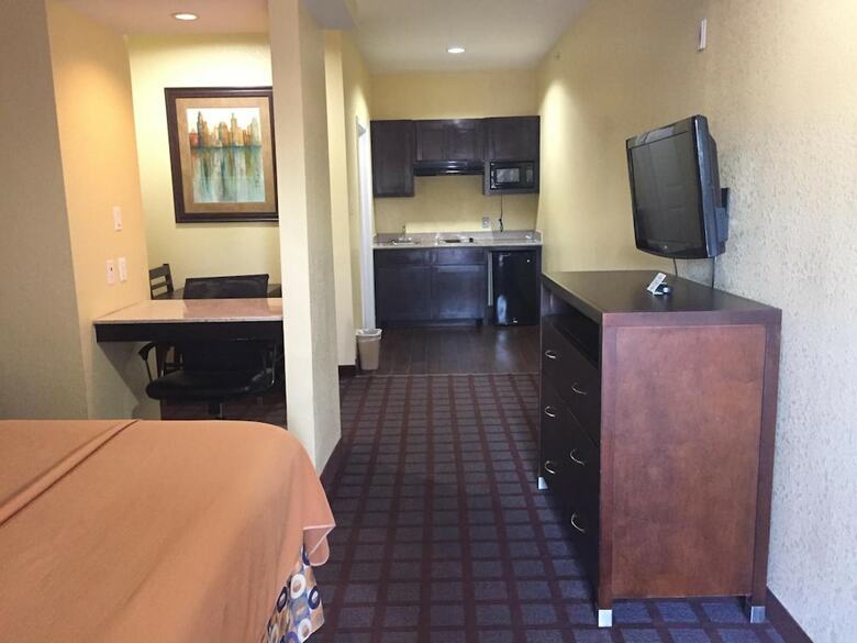Motel Highlands Suites