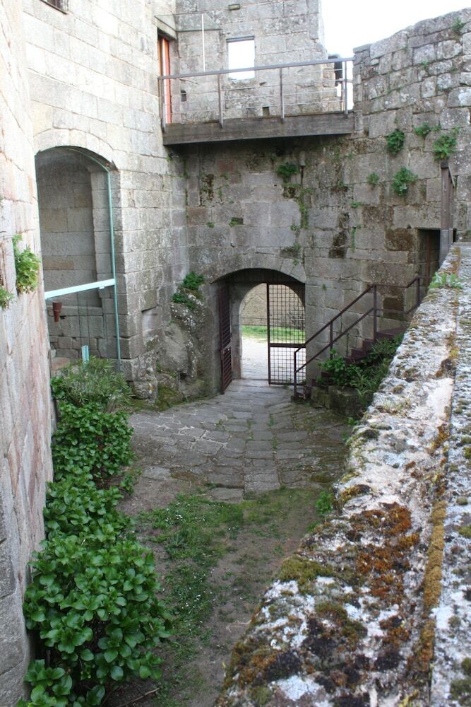 Hotel Monumento Castelo de Maceda