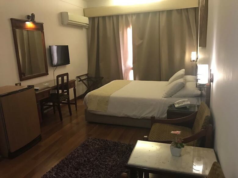 Royal Marshal Hotel