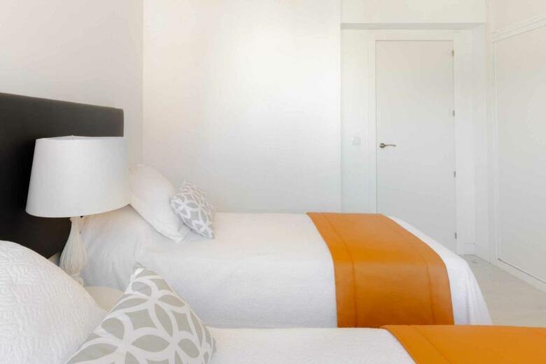 Apartamentos El Viso Smart III