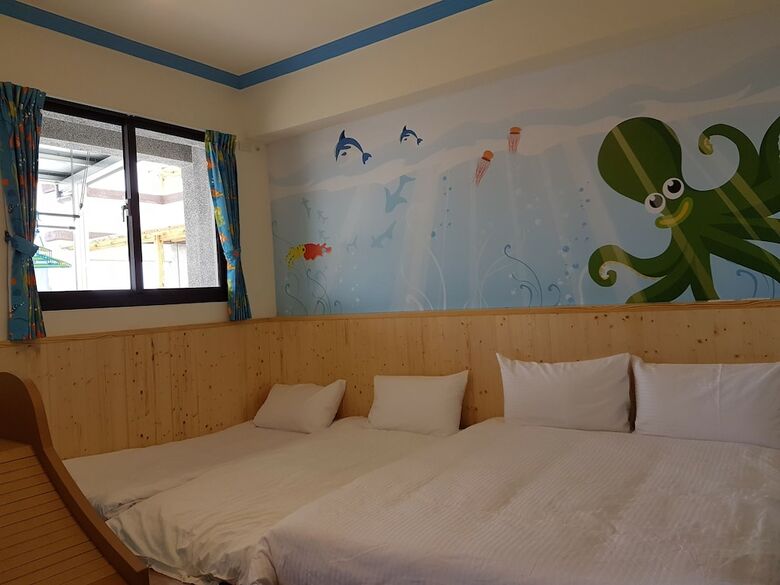 Hotel Childlike Innocence