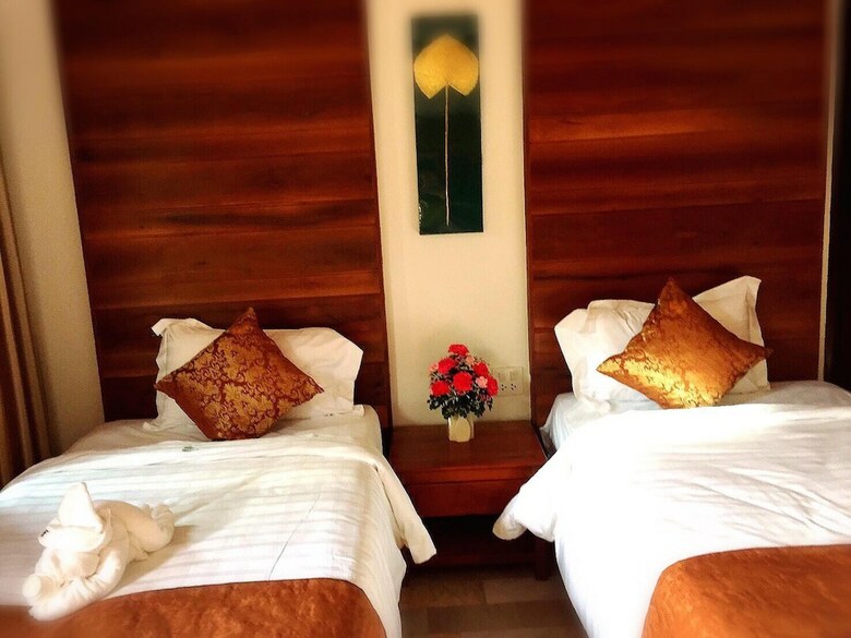 Khum Sai Ngam Hotel & Resort