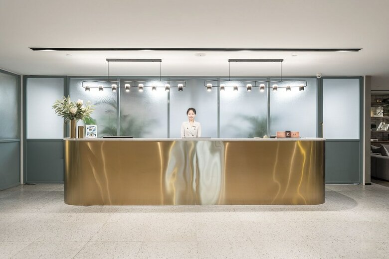 Ophelia299 Boutique Hotel