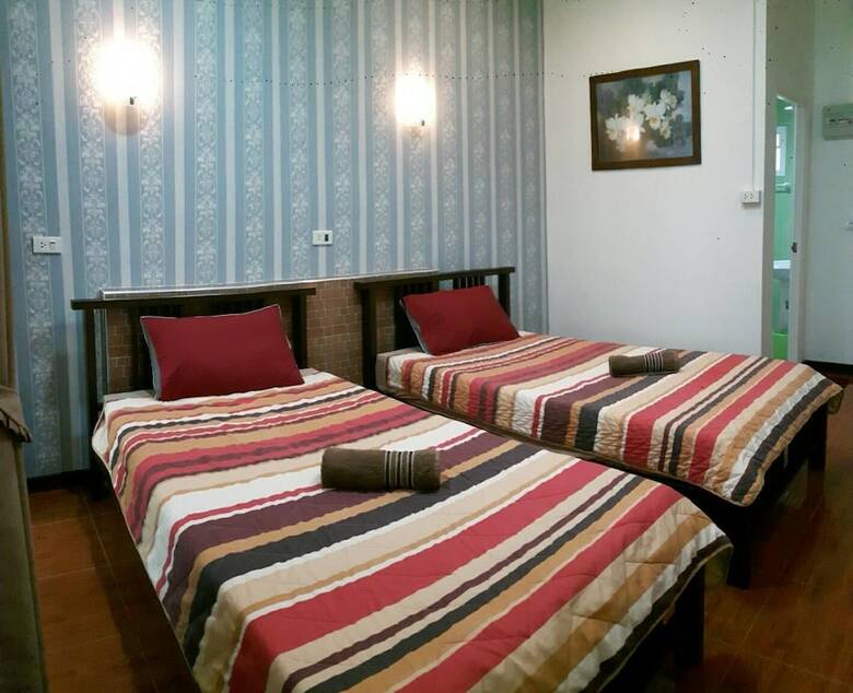 Hotel Home Hug Pak Sabai