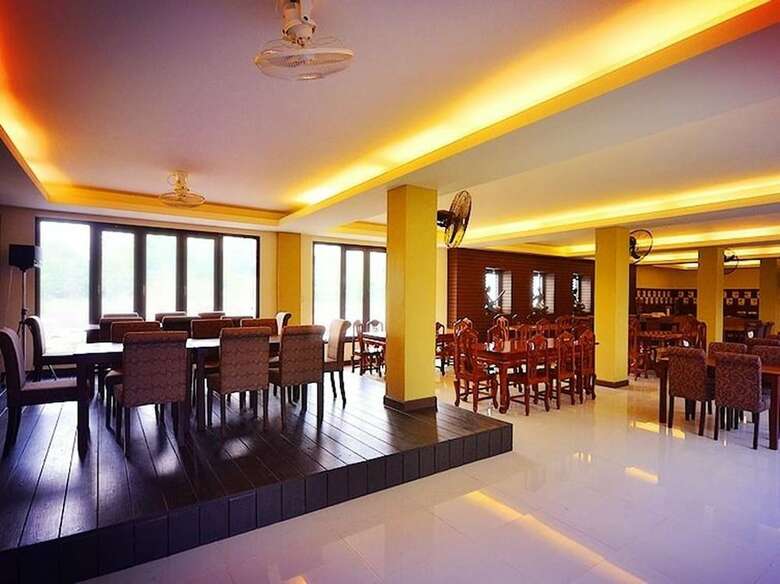 Hotel Baanmo Resort