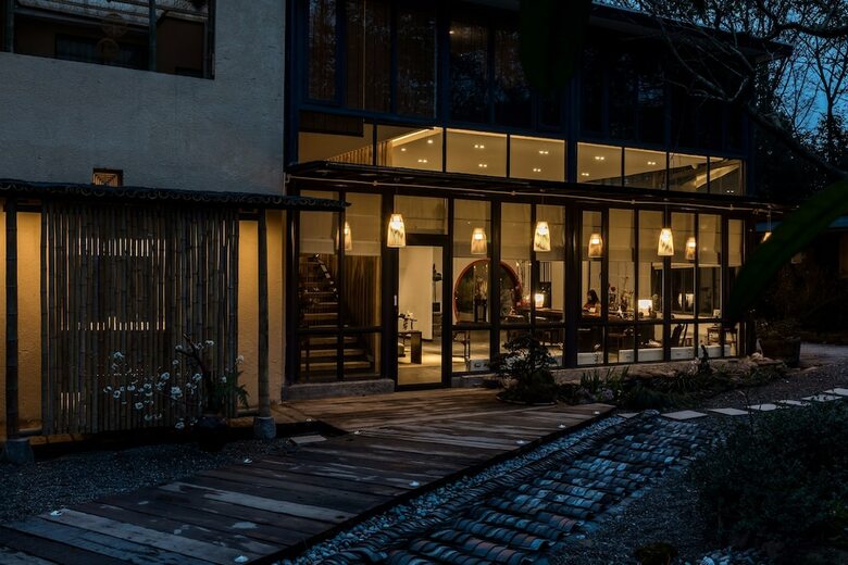 Hotel Sukham Advesa Emei
