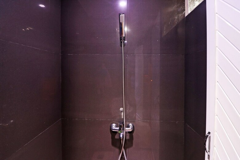 Mm Capsule Hostel