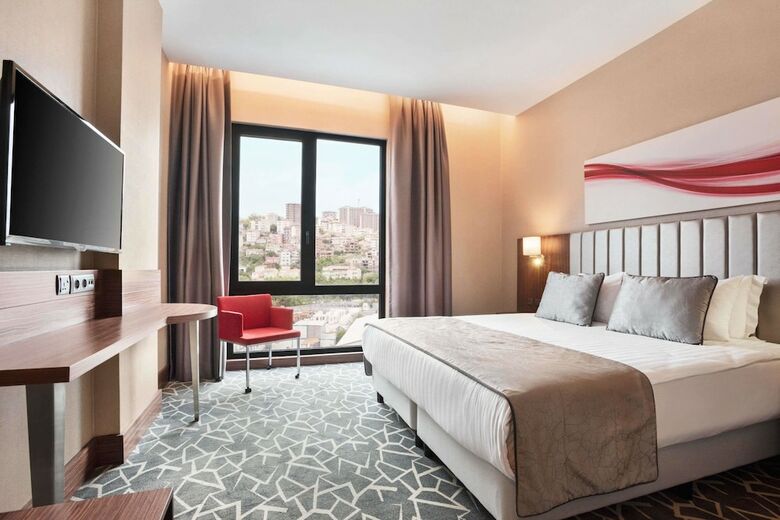 Hotel Ramada By Wyndham Istanbul Alibeykoy