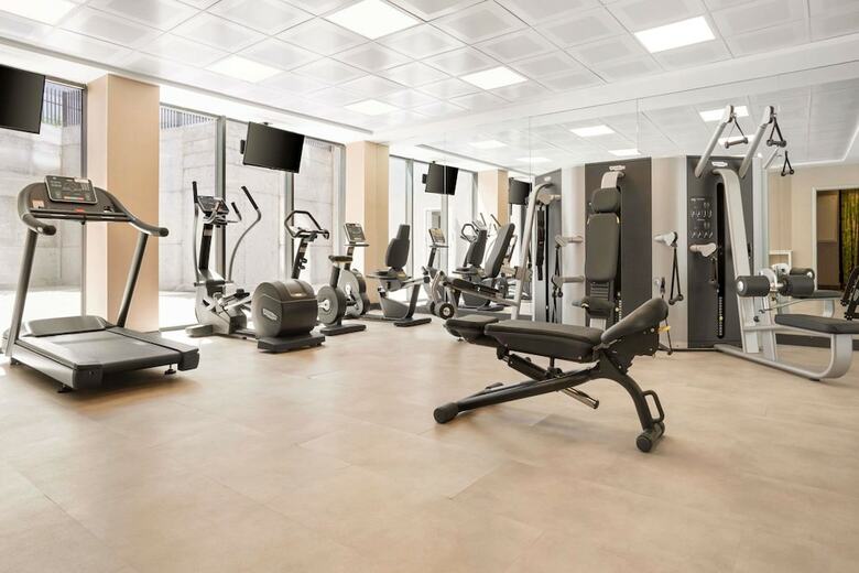 Hotel Ramada By Wyndham Istanbul Alibeykoy