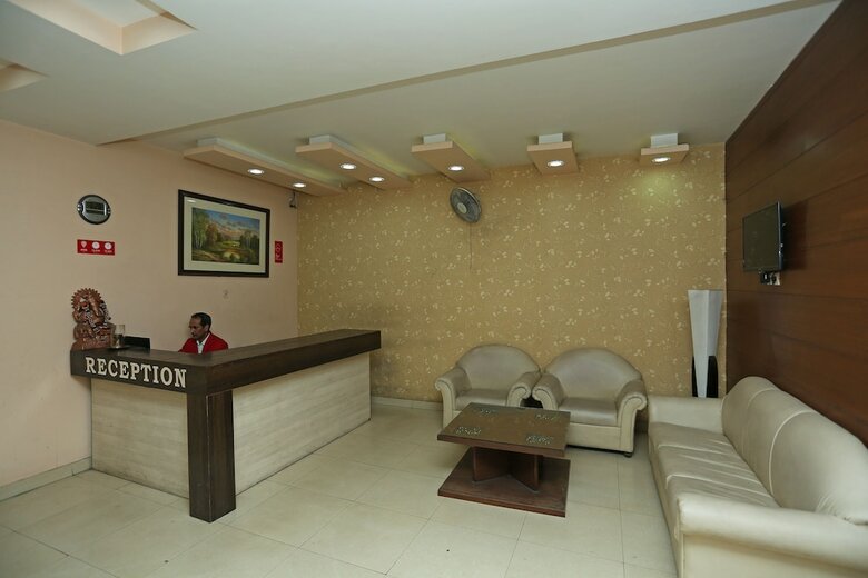 Oyo 2667 Hotel Kolam