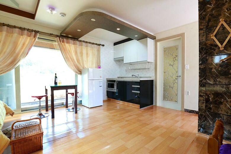 Hotel Favian Guest House