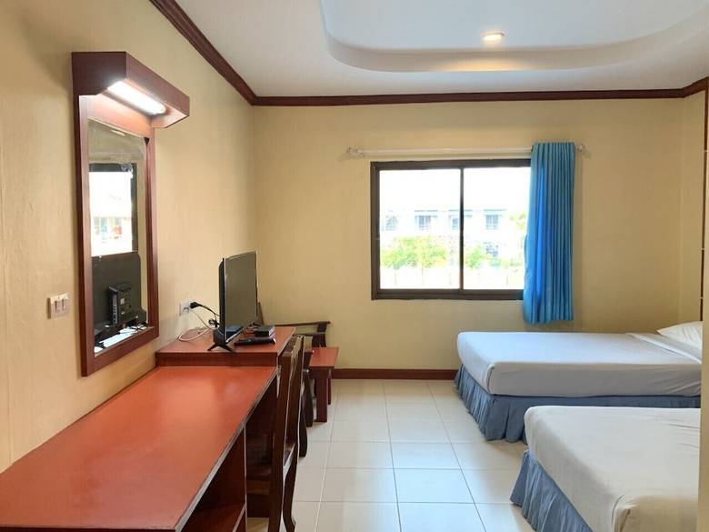 Hotel Homeland Resort