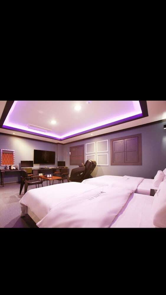 Ete Hotel