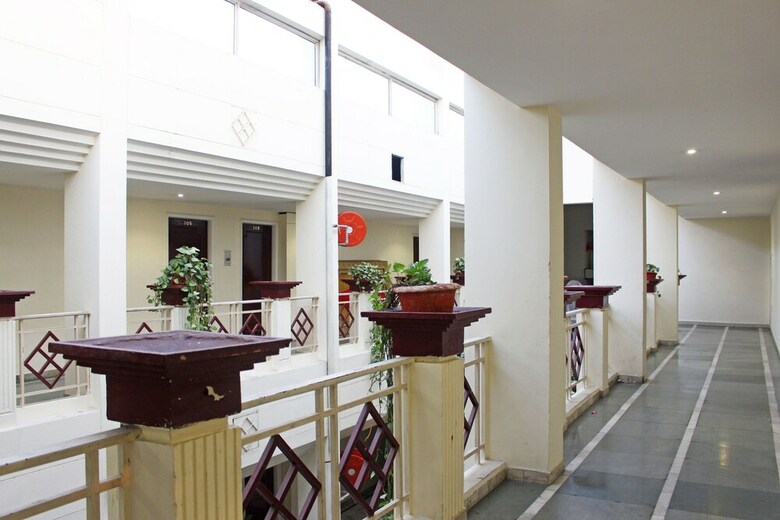 Hotel Oyo 4137 Resort Sita Kiran