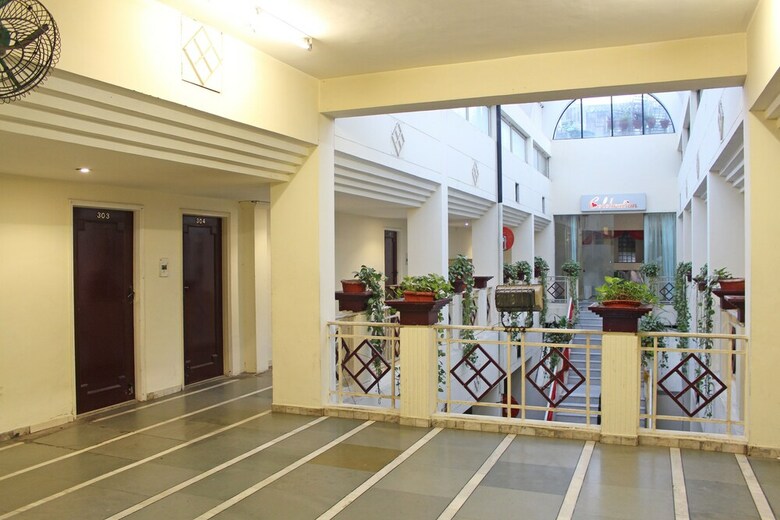 Hotel Oyo 4137 Resort Sita Kiran