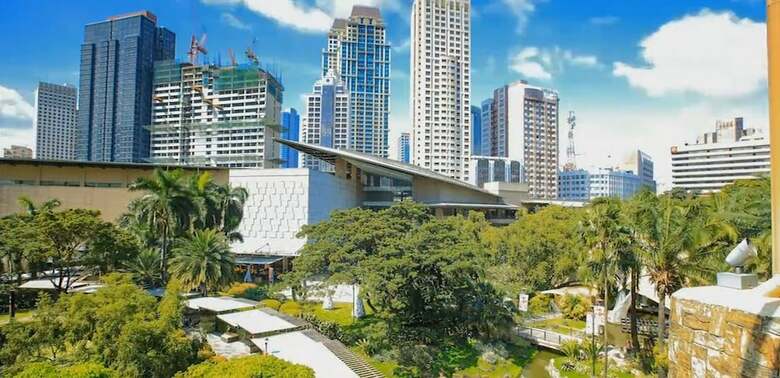 Hotel Zen Rooms Time Travellers Makati