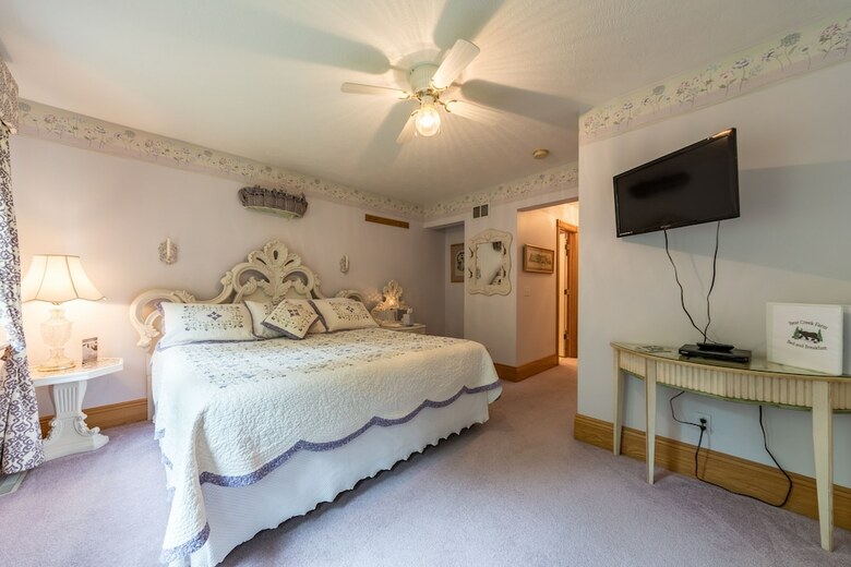 Bear Creek Farm Bed And Breakfast