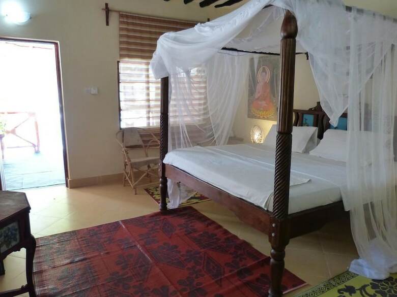 Hotel Makuti Beach Bungalows