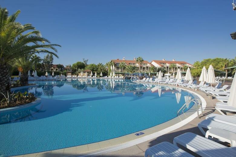 Club Hotel Turan Prince World