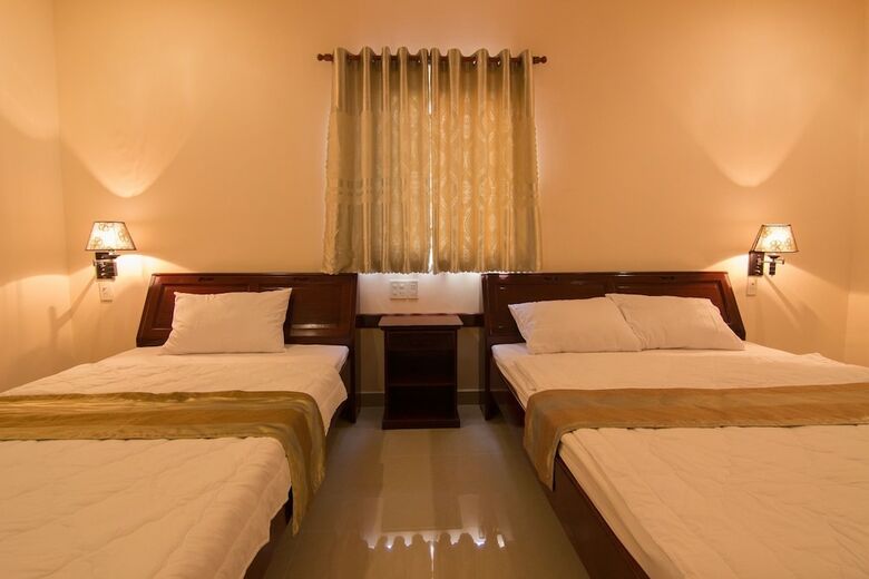 Nhat Ha Hotel
