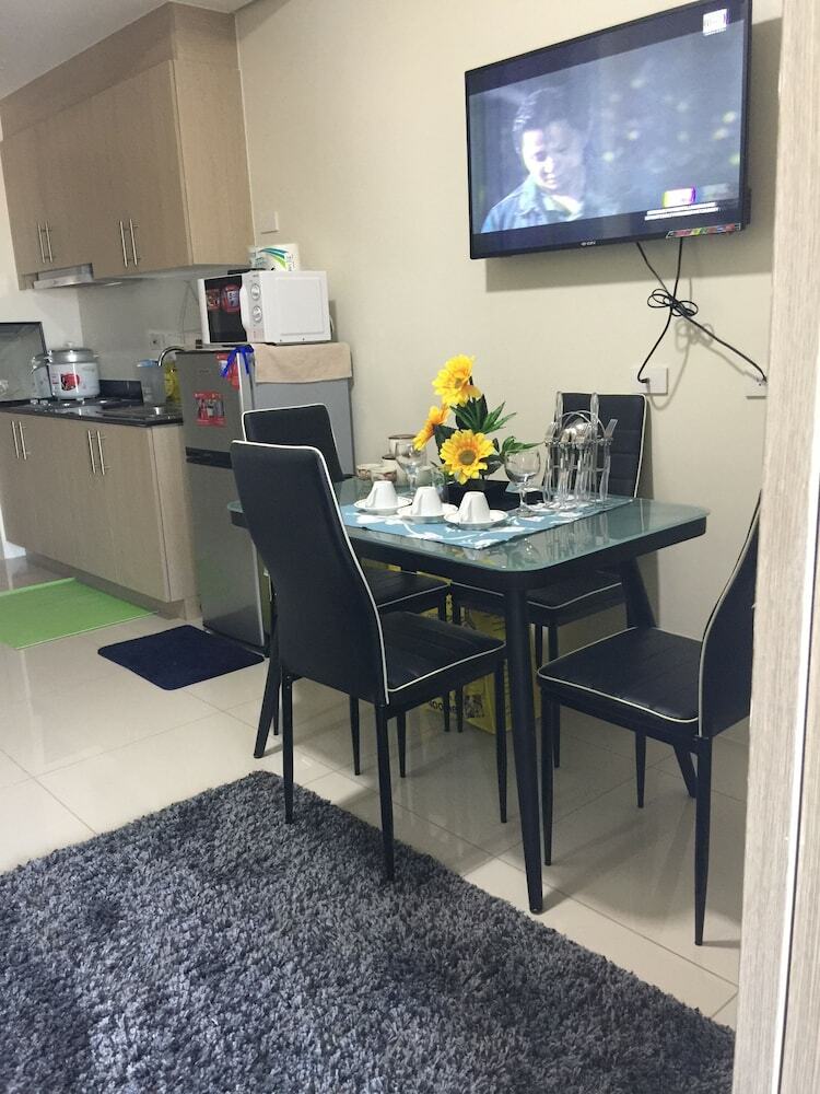 Seabreeze At Breeze Residences
