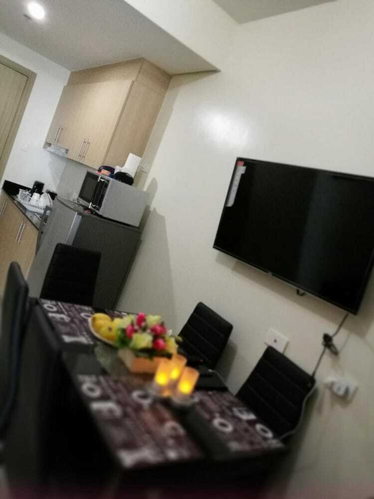 Seabreeze At Breeze Residences