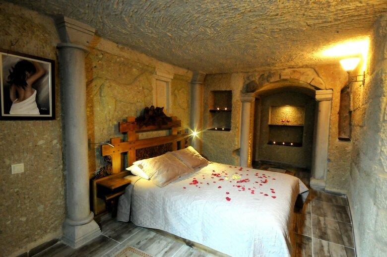 Kayhan Cave Villa