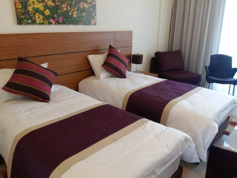 Aparthotel Sea Valley Suites