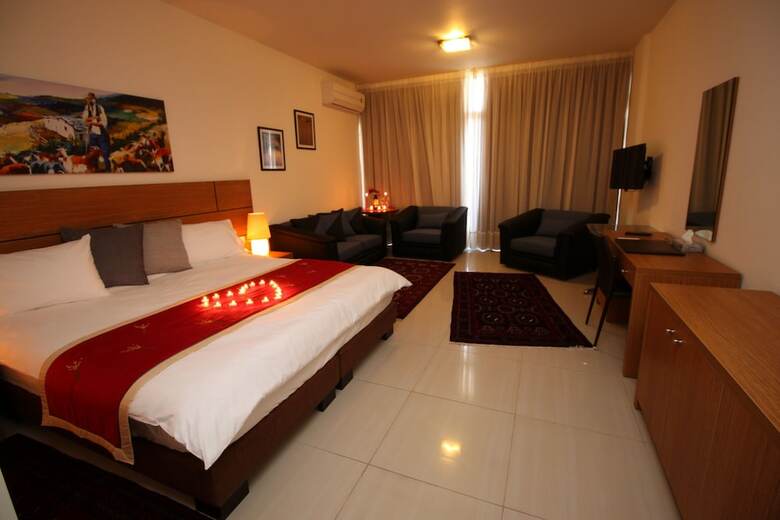 Aparthotel Sea Valley Suites