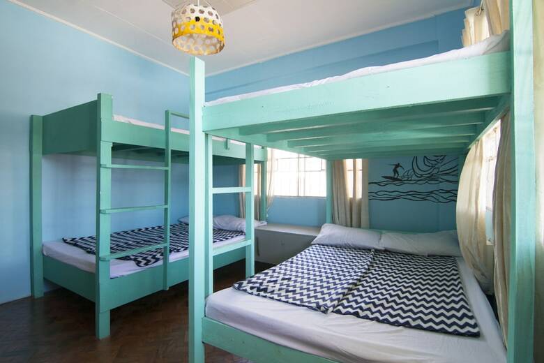Hostal Go Surfari House