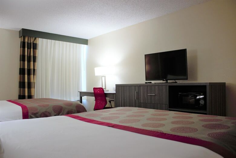 Hotel Ramada By Wyndham Wentzville