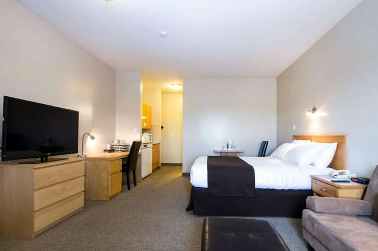 Posada West Country Inn