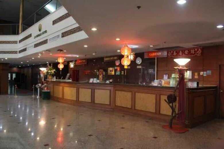 J.p. Emerald Hotel