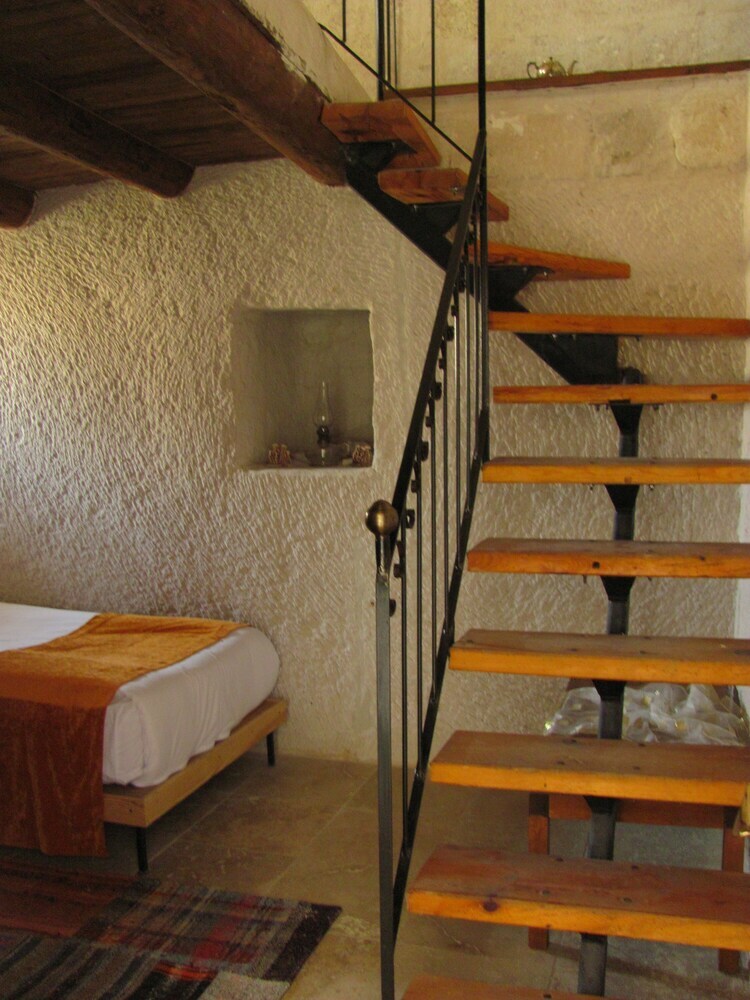 Posada Serenity Cave Suites