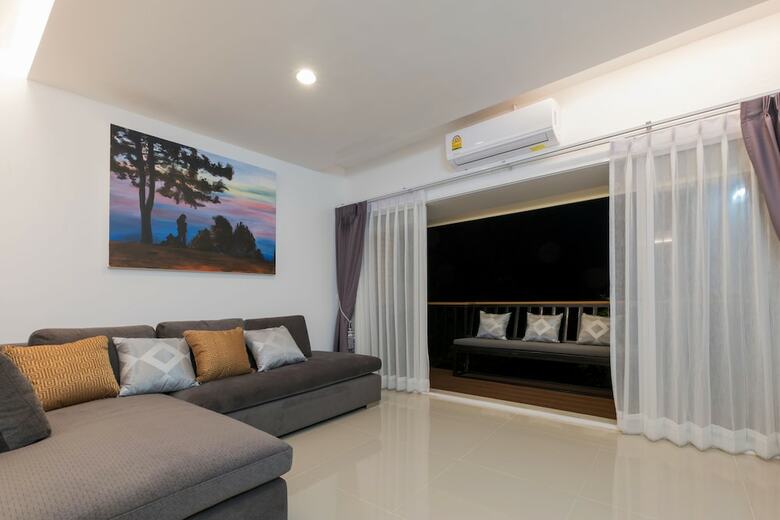 Hostal Stay With Hug Poshtel & Activities