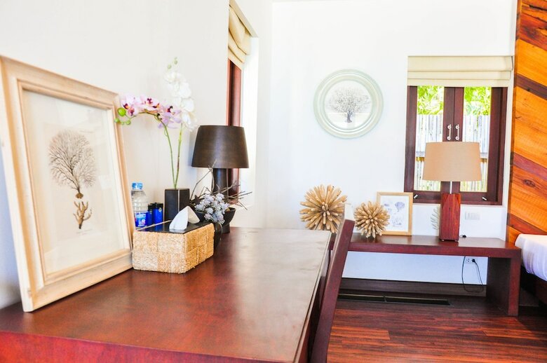 Hotel Maiton Beachfront Villa