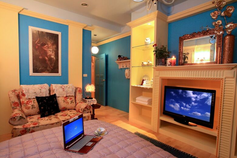 Happiness B&B
