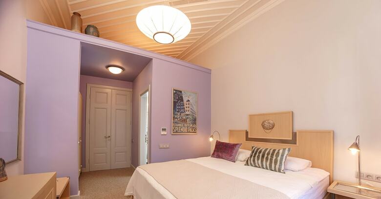 Delight Deluxe Hotel