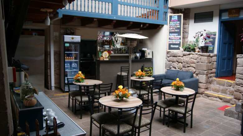 Hostal The Luxe Cusco Hostel