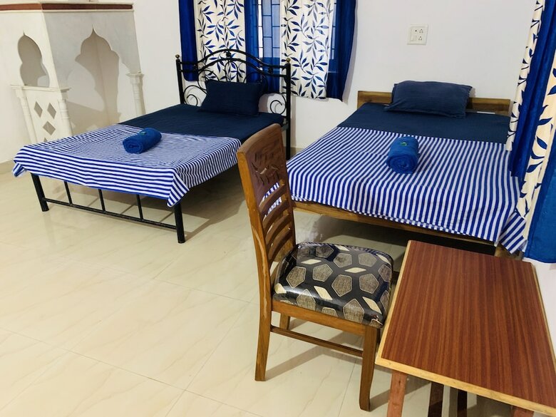 Swati Hotel