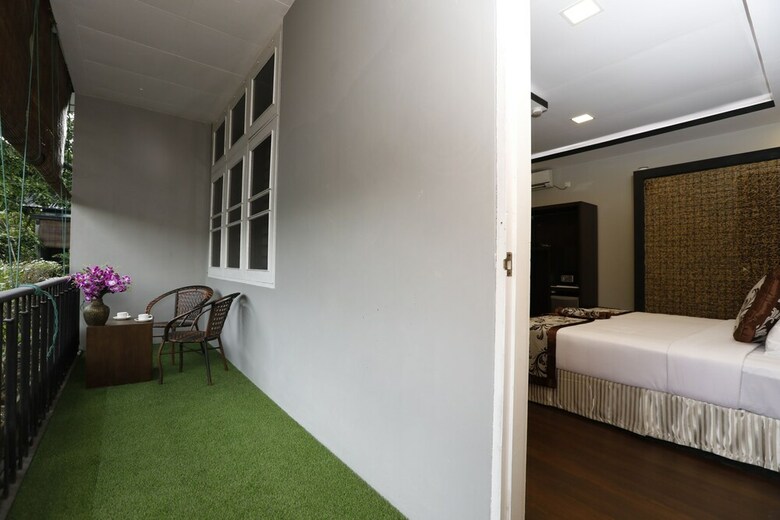 Bed & Breakfast Cloud 10 Boutique Hotel