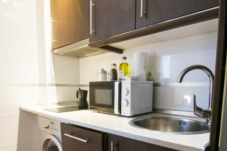 Apartamentos Letmalaga Calderon