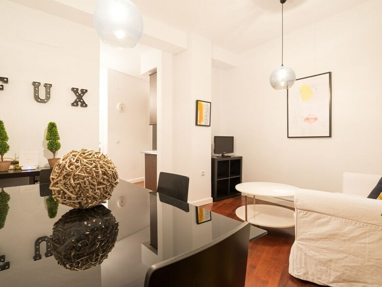 Apartamentos Letmalaga Calderon