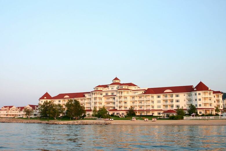 Hotel Inn At Bay Harbor, Autograph Collection