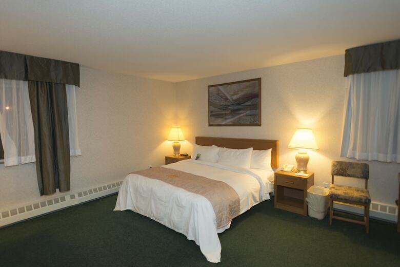 Hotel Lakeview Inns & Suites - Fort St. John