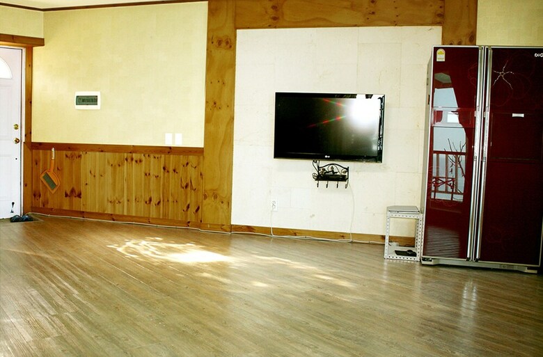 Geoje White O Pension