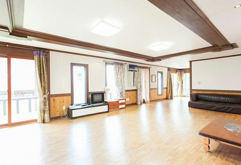 Hoengseong Cheongtaesan Healing Pension